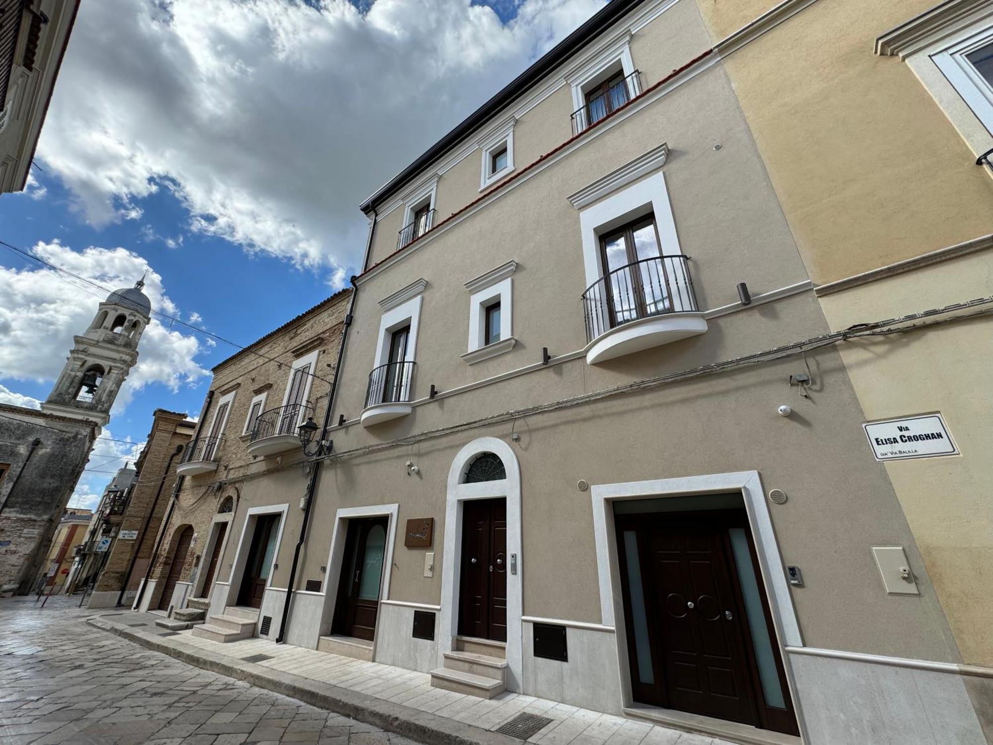B&B Palazzo Croghan Torre Maggiore Exterior photo