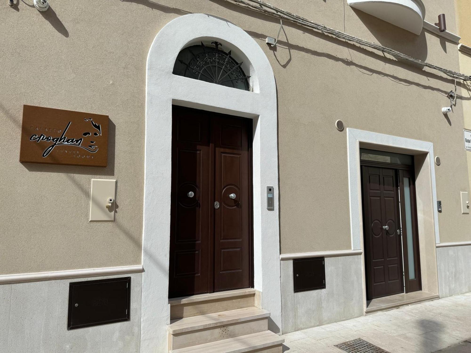 B&B Palazzo Croghan Torre Maggiore Exterior photo
